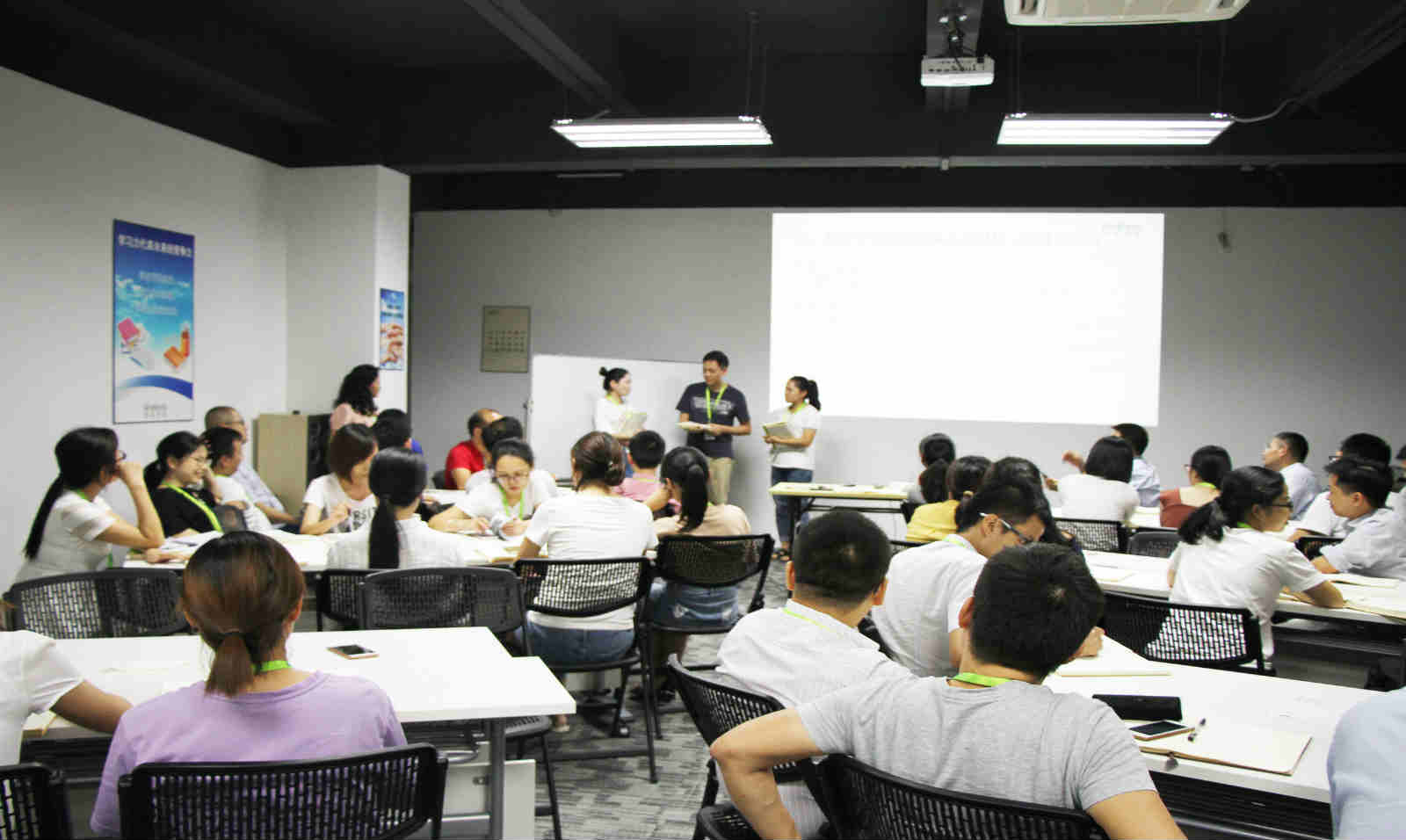 娱乐电子游戏app