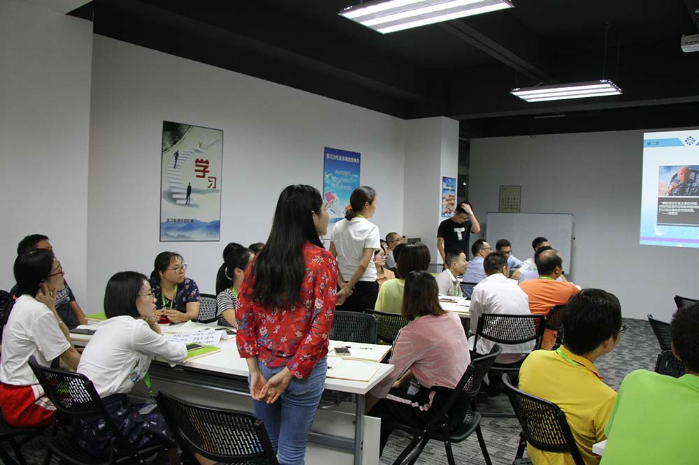 娱乐电子游戏app