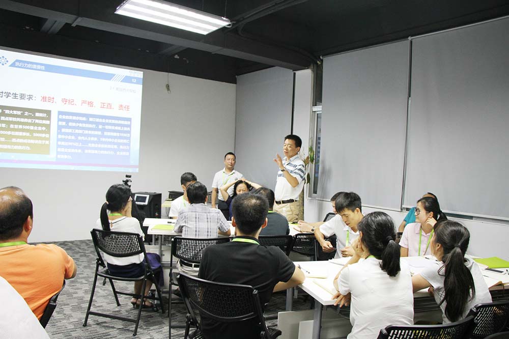 娱乐电子游戏app